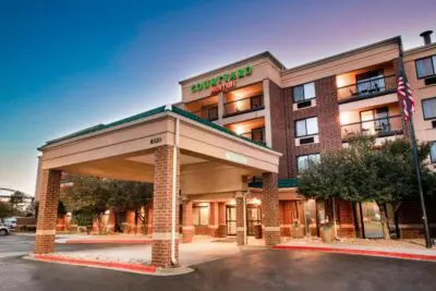 courtyard-denver-south-park-meadows-mall- main hero