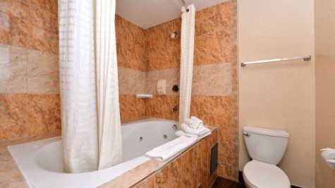 Americas Best Value Inn & Suites Bakersfield E