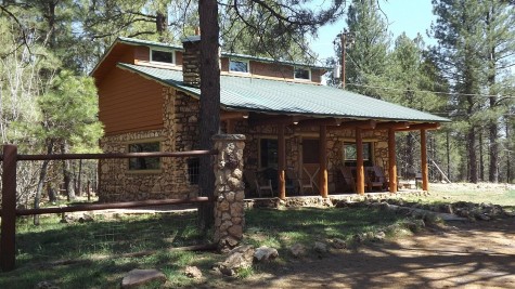 Arizona Mountain Inn & Cabins