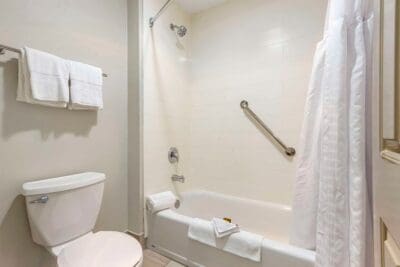 Best Western Grand Manor Inn