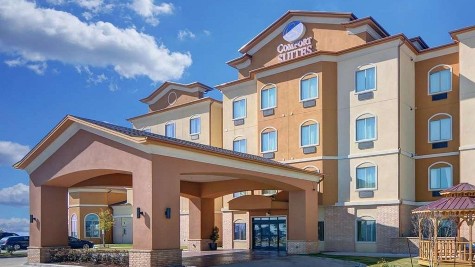 Comfort Suites at Lake Worth