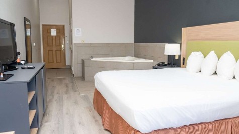 Country Inn & Suites by Radisson, College Station, TX