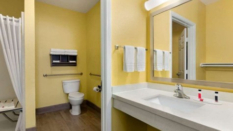 Days Inn by Wyndham Port Aransas TX