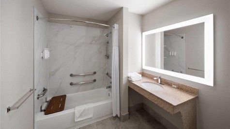 Days Inn by Wyndham Tulsa Central