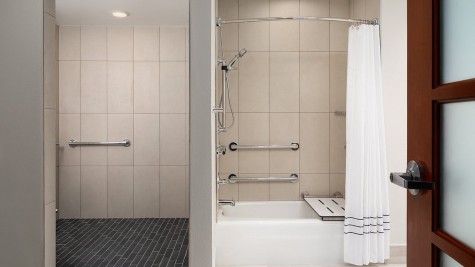 Embassy Suites by Hilton San Marcos Hotel Conference Center