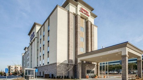 Hampton Inn & Suites Dallas – Central Expy North Park Area