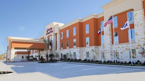 Hampton Inn & Suites Winnie