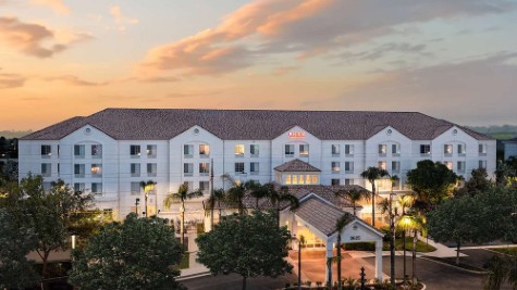 Hilton Garden Inn Bakersfield