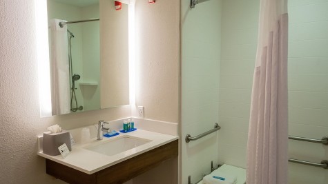 Holiday Inn Express Hotel & Suites Muskogee, an IHG Hotel