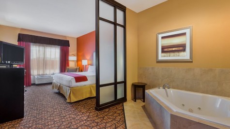 Holiday Inn Express & Suites Alpine Southeast, an IHG Hotel
