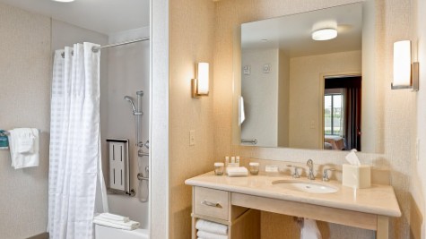 Homewood Suites by Hilton Anaheim Resort – Convention Center