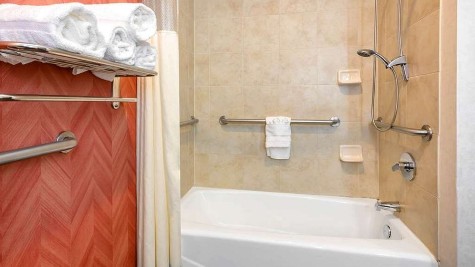 La Quinta Inn & Suites by Wyndham Longview North