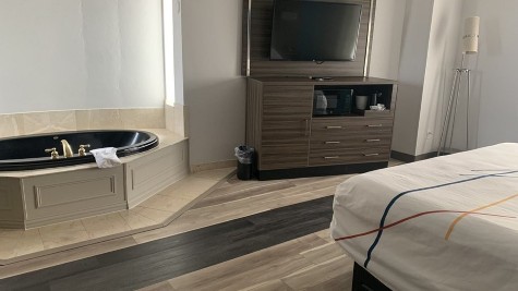 La Quinta Inn & Suites by Wyndham Okc North – Quail Springs