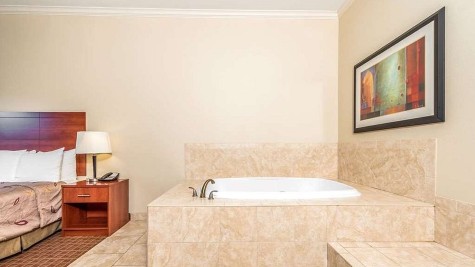 Ramada by Wyndham College Station