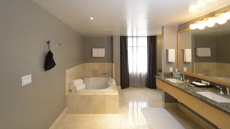 Renaissance Reno Downtown Hotel & Spa