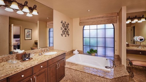 Scottsdale Plaza Resort & Villas