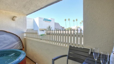 Seaventure Beach Hotel