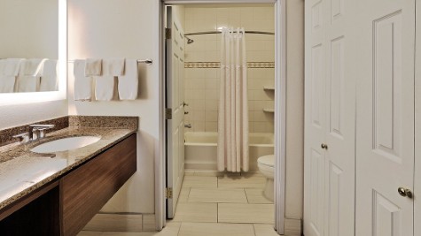 Staybridge Suites Albuquerque – Airport, an IHG Hotel