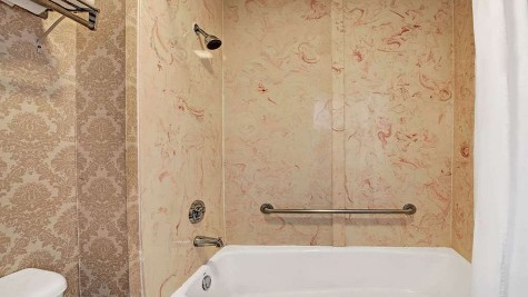 Super 8 by Wyndham Dallas South