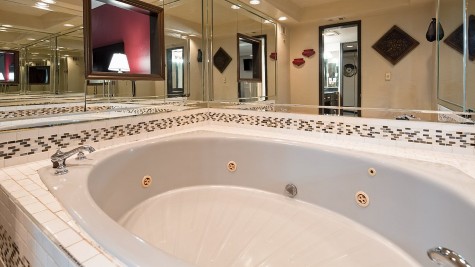 SureStay Plus Hotel by Best Western Oklahoma City North