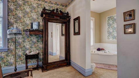 The Grandison Inn Bed & Breakfast