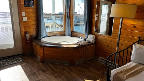 Westport Marina Cottages Motel