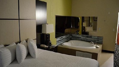 Super 8 by Wyndham Irving/DFW Apt/North