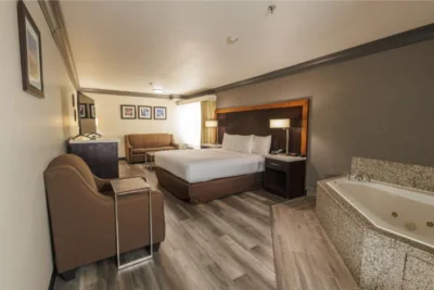 Comfort Inn & Suites Near Universal - N Hollywood - Burbank