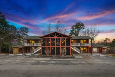 Lookout Lodge