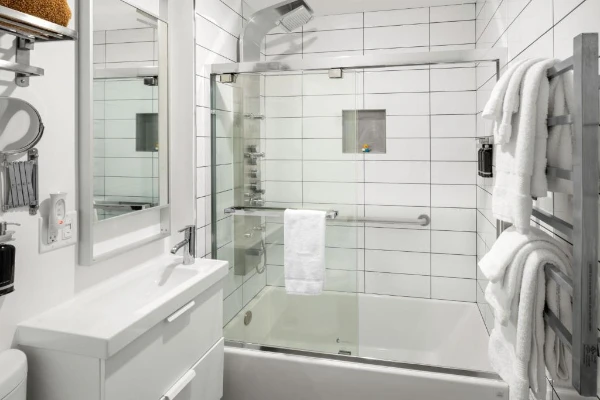 Silverbow Inn Hotel & Suites