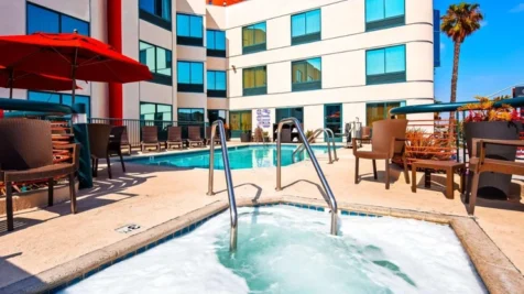 best-western-plus-suites-hotel-lax-airport-la-stadium-main-hero