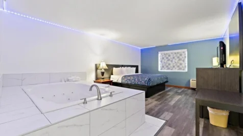 chicago-club-inn-suites-main-hero