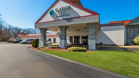 clarion-inn-north-haven-new-haven-north-main-hero