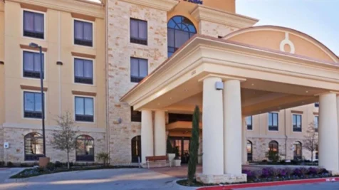 comfort-inn-suites-dallas-medical-market-center-main-hero