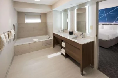 comfort-inn-suites-fishers-indianapolis-main-hero