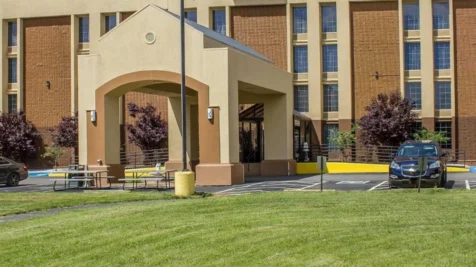 comfort-inn-wethersfield-hartford-main-hero