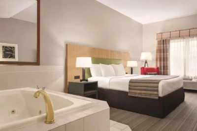 country-inn-suites-by-radisson-schaumburg-main-hero