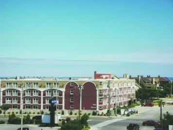 gold-leaf-hotel-building-front