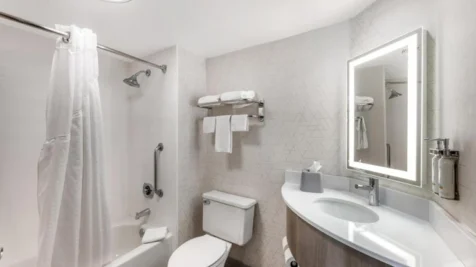 holiday-inn-express-crestwood-main-hero