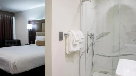 hotel-xilo-glendale-main-hero