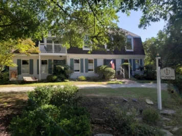 miller-dunham-house-bb-building-front