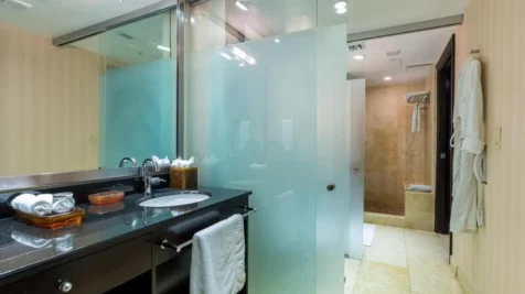 sbv-luxury-ocean-hotel-suites-main-hero