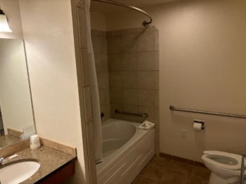super-8-by-wyndham-rexburg-main-hero
