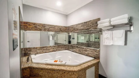 travelodge-inn-suites-by-wyndham-bell-los-angeles-area-main-hero