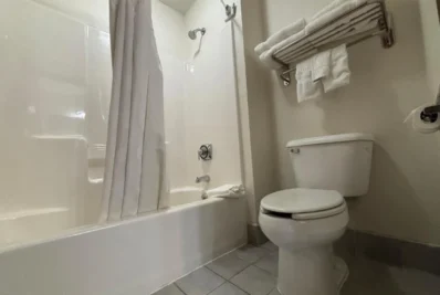 baymont-by-wyndham-decatur-il-north-main-hero