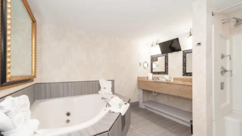 bellissimo-hotel-trademark-by-wyndham-near-foxwoods-casino-main-hero