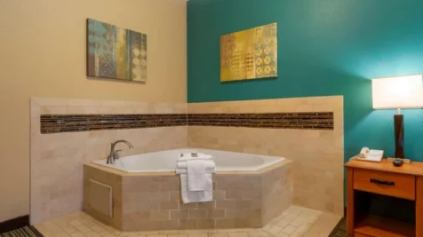 best-western-governors-inn-suites-main-hero