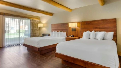best-western-ponderosa-lodge-main-hero
