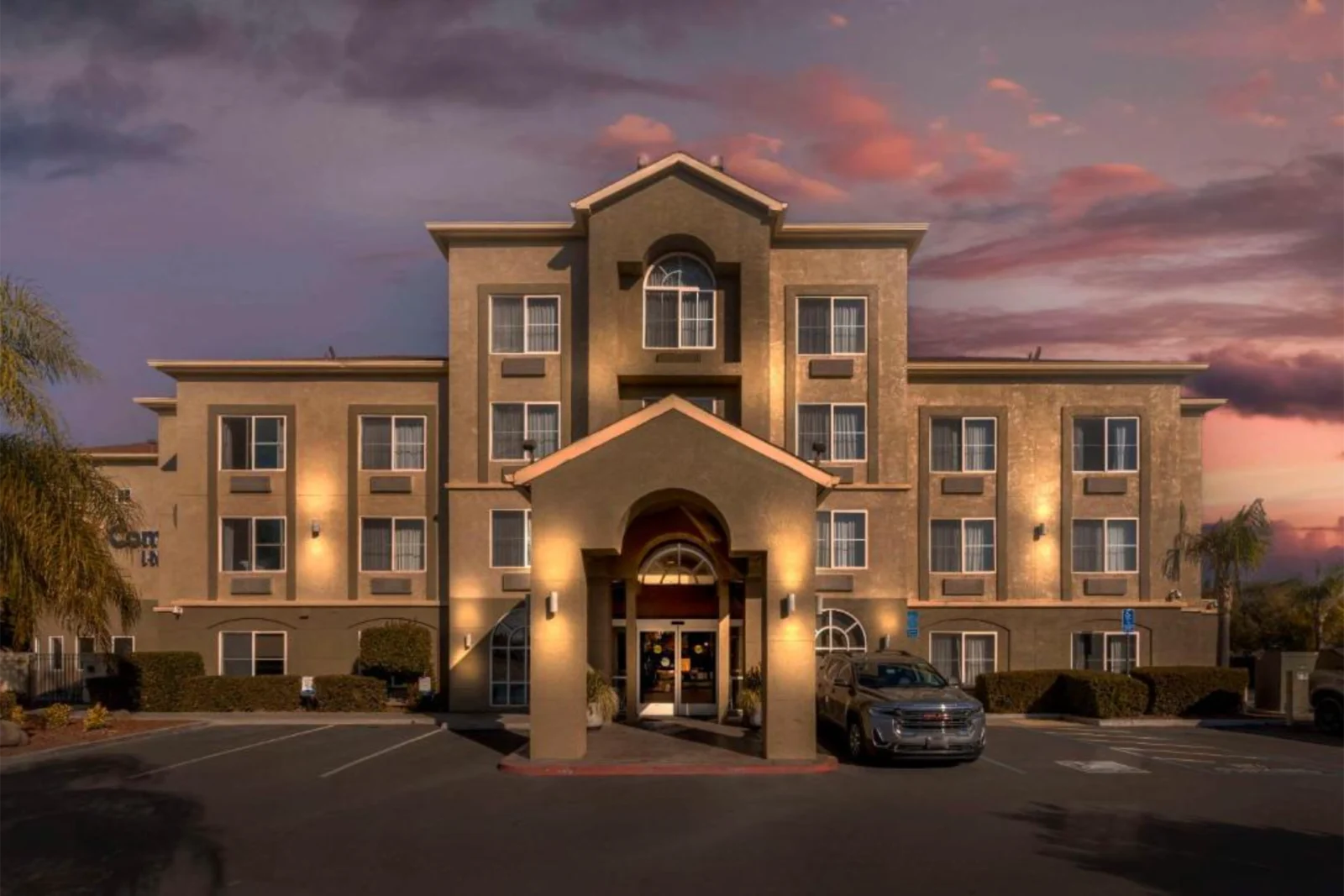 comfort-inn-lathrop-stockton-airport