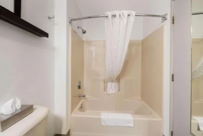 country-inn-suites-by-radisson-freeport-il-main-hero